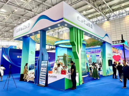 山东手造版《货郎图》惊艳文博会 文创与办公用品融合成文旅新爆款